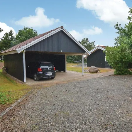 Nice In W/ Wifi And 3 Bedrooms Holiday home Slagelse